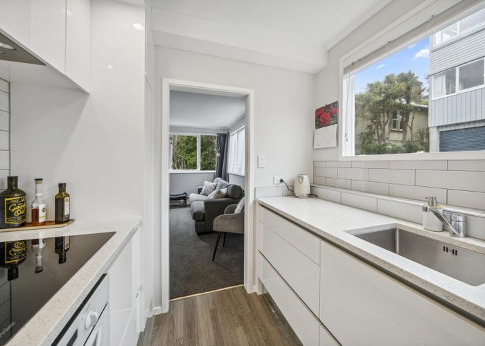  at 4/76 Waipapa Road, Hataitai, Wellington
