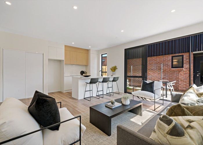  at 52 Tahuhu Road, Mount Wellington, Auckland City, Auckland