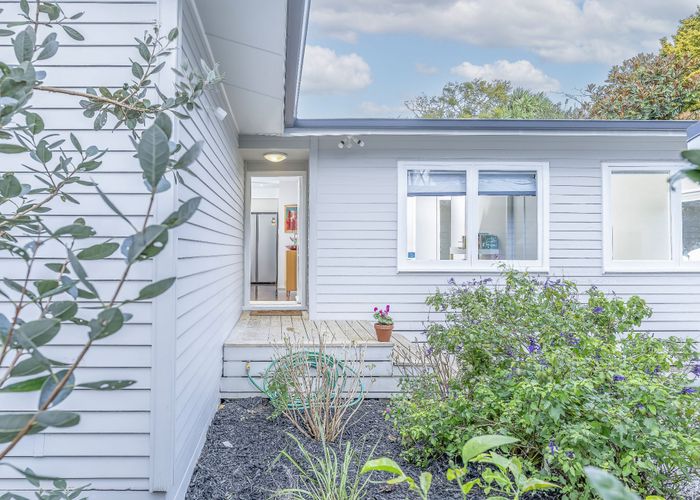  at 12B Brennan Avenue, Te Atatu Peninsula, Waitakere City, Auckland