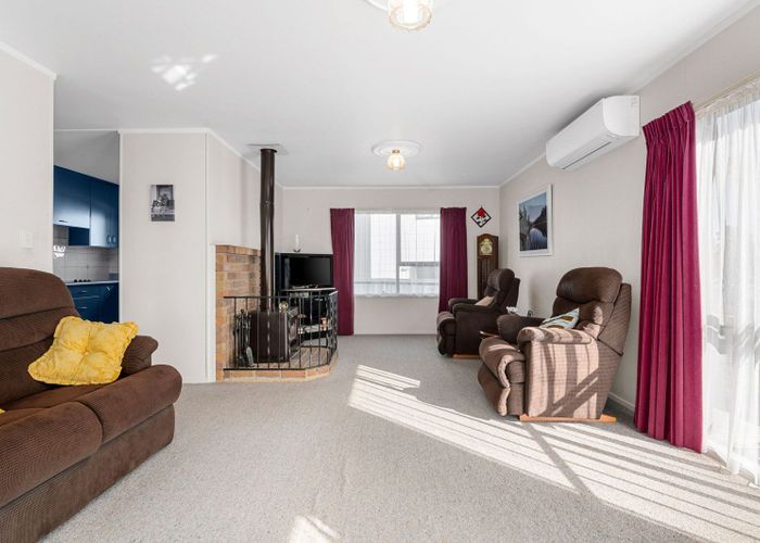  at 17 Hibiscus Avenue, Hamilton Lake, Hamilton, Waikato