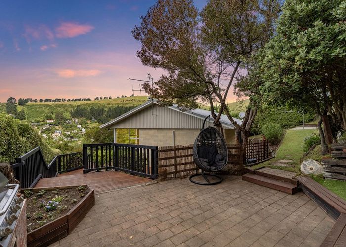  at 6 Glenview Terrace, Saint Martins, Christchurch