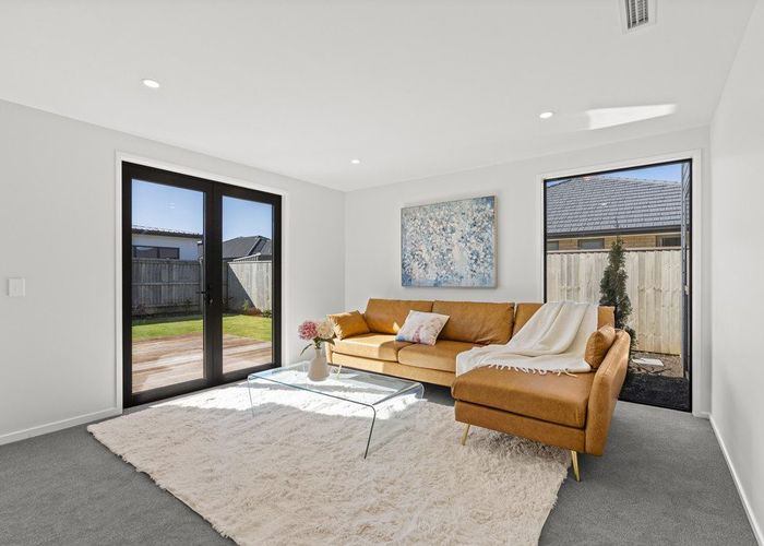  at 10 Harry Manship Crescent, Halswell, Christchurch City, Canterbury