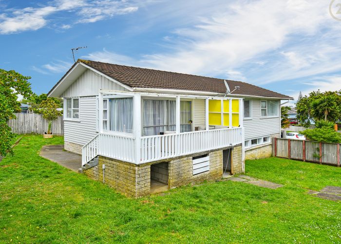  at 35 Heybridge Street, Manurewa, Auckland