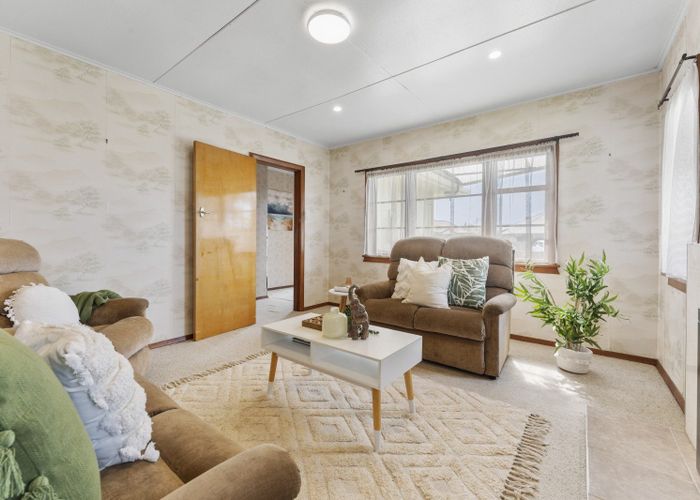  at 11 Windsor Street, Terrace End, Palmerston North
