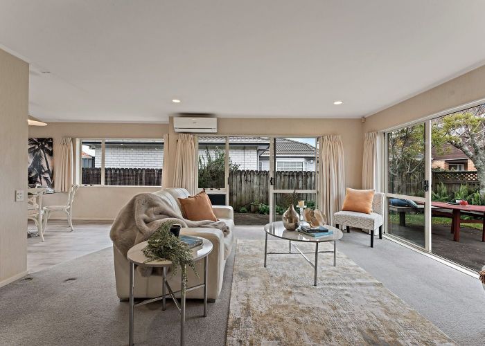  at 2/4 Lonsdale Street, Ellerslie, Auckland City, Auckland