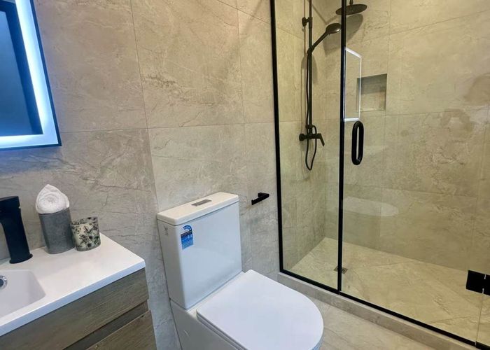  at 32 Bradbury Road, Botany Downs, Auckland