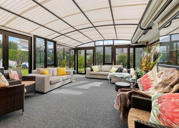  at 6 Tytus Place, Conifer Grove, Takanini