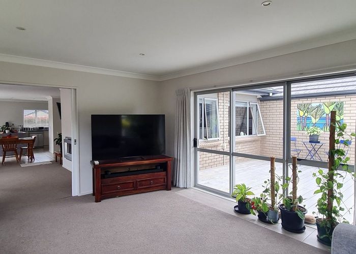  at 52 Kotuku Drive, Paraparaumu Beach, Paraparaumu