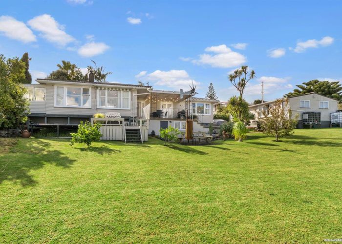  at 30 McFadzean Drive, Blockhouse Bay, Auckland City, Auckland