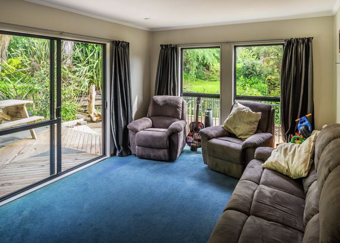  at 4 Forest Road, Raumati South, Paraparaumu