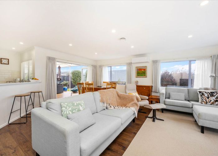  at 40 Highfields Terrace, Henderson, Waitakere City, Auckland
