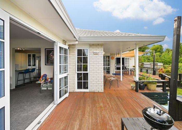  at 38 Cherrywood Street, Pukete, Hamilton
