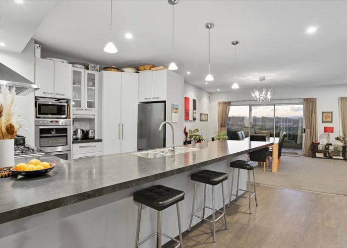  at 21c Bradley Ave, Pyes Pa, Tauranga, Bay Of Plenty
