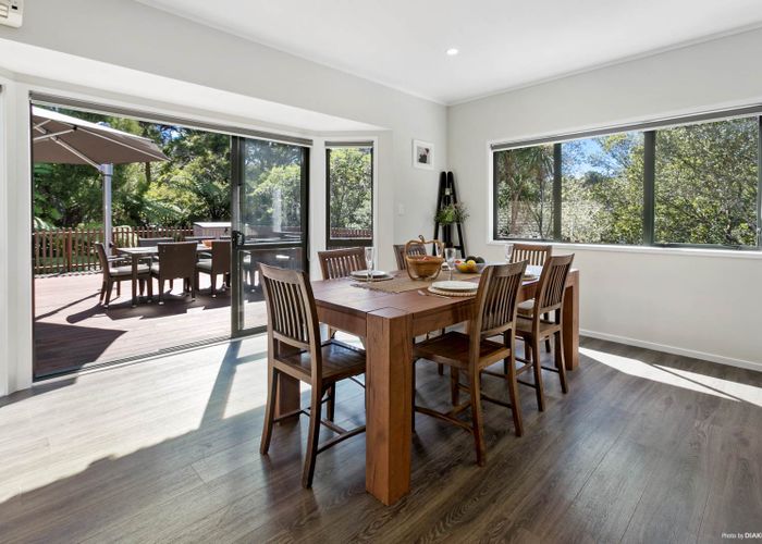  at 2/67 Raleigh Road, Northcote, Auckland