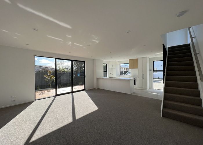  at 2/80 Mackworth Street, Woolston, Christchurch