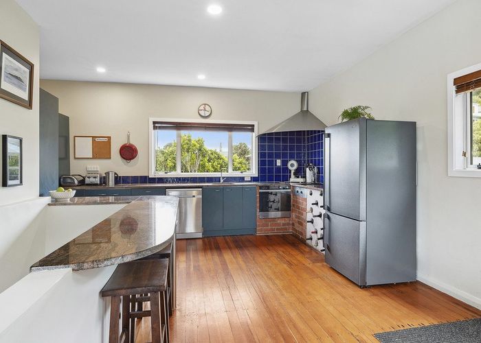  at 32 Rawhiti Road, Pukerua Bay, Porirua