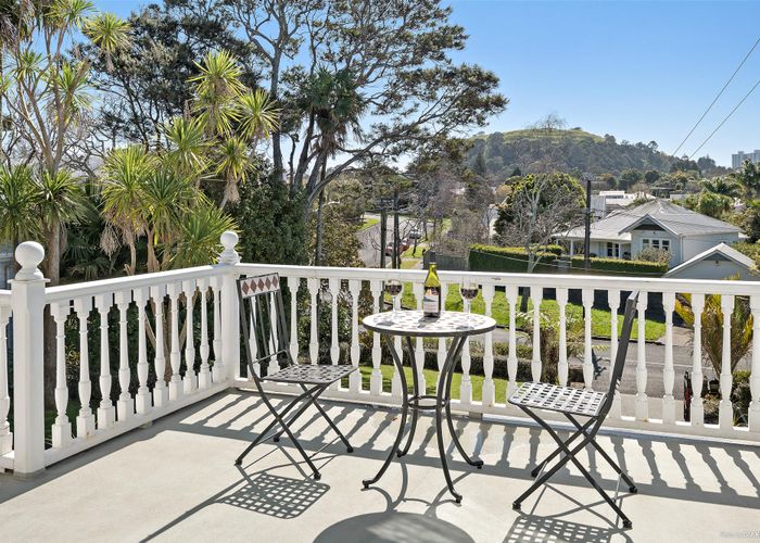  at 35 Windmill Road, Mount Eden, Auckland