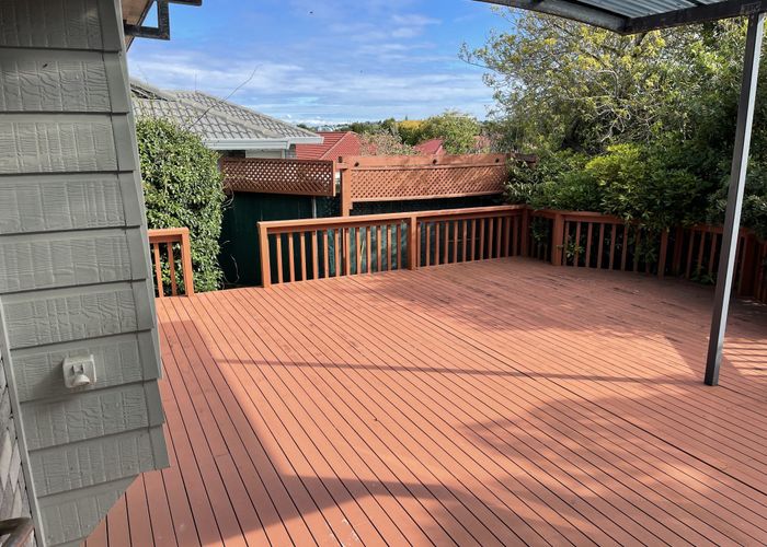  at 2/12 Ayrshire Place, Somerville, Manukau City, Auckland
