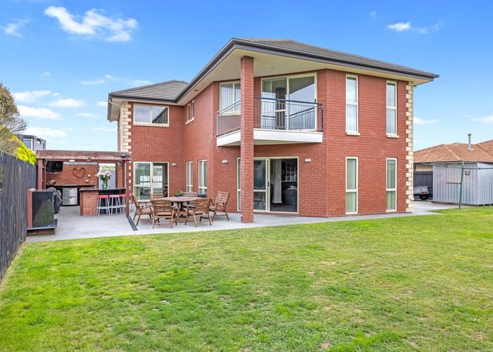  at 105 Aston Drive, Waimairi Beach, Christchurch City, Canterbury