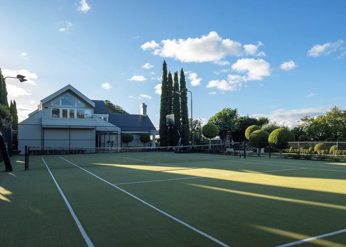  at 286 Hurstmere Road, Takapuna, North Shore City, Auckland