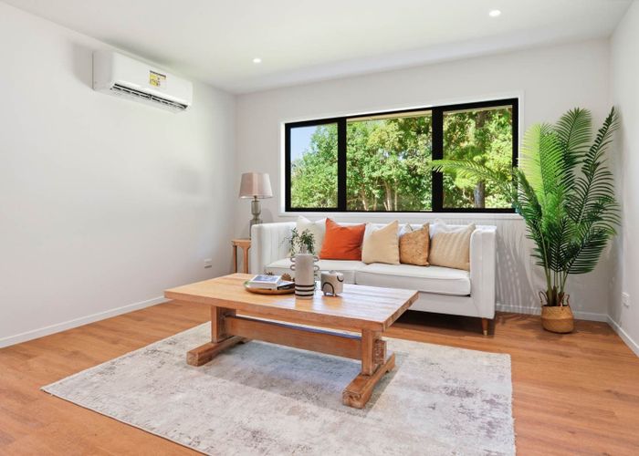  at 43 Wilsher Crescent, Henderson, Waitakere City, Auckland