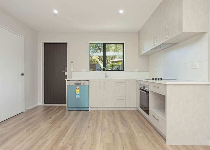  at 3/30 West Coast Road, Glen Eden, Waitakere City, Auckland