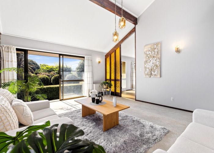  at 9 Wilfred Street, St Andrews, Hamilton