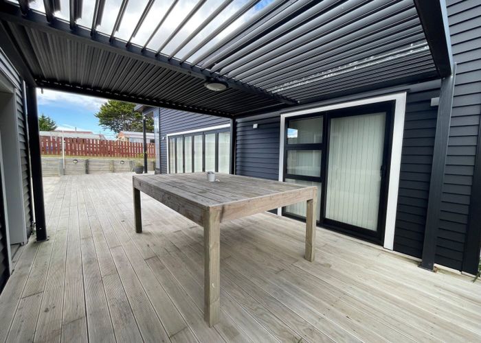  at 6B Hennessey Street East, Foxton Beach, Foxton