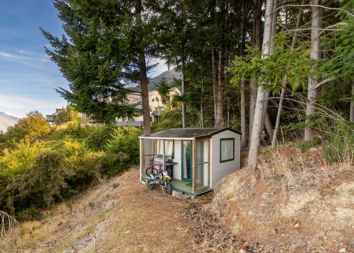  at 1 Von Place, Fernhill, Queenstown