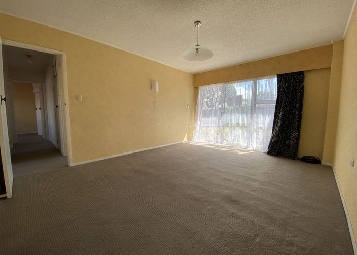  at 2/7 Hillside Rd, Mount Wellington, Auckland City, Auckland