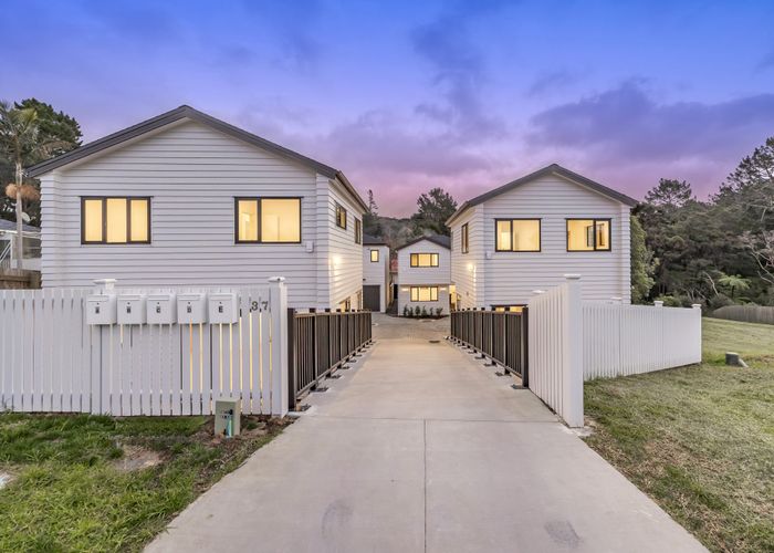  at 37 Allington Road, Massey, Waitakere City, Auckland