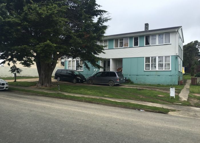  at 8/6 Waihemo Street, Waitangirua, Porirua