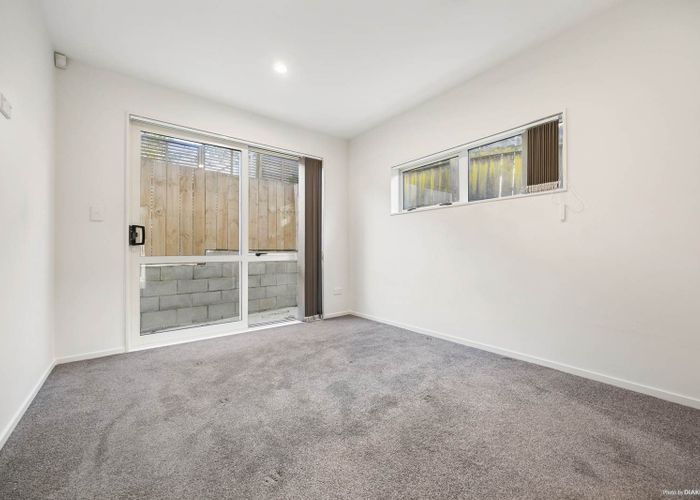 at 97A Everglade Drive, Totara Heights, Manukau City, Auckland