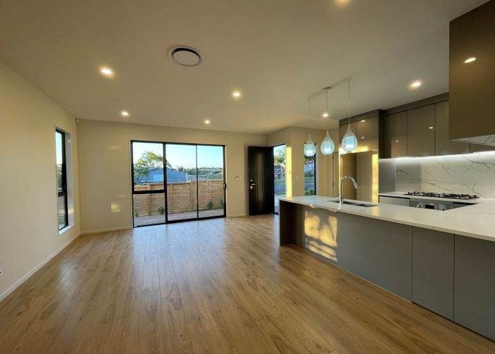  at 29 Galloway Crescent, Farm Cove, Manukau City, Auckland
