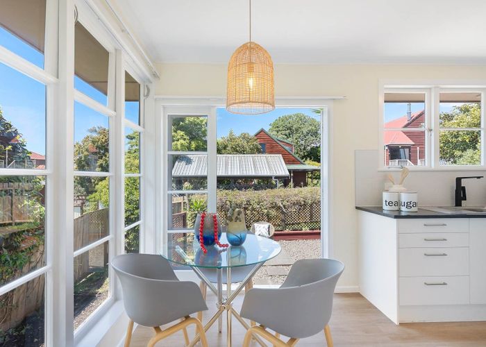  at 13 Linden Street, Mount Roskill, Auckland City, Auckland