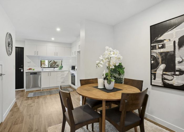  at 12 Whakahui Lane, Mangere Bridge, Manukau City, Auckland