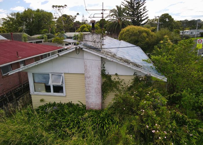  at 1 Parakai Avenue, Parakai, Rodney, Auckland