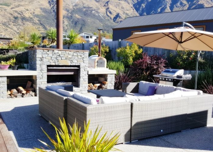  at 8 Harrys Close, Arthurs Point, Queenstown