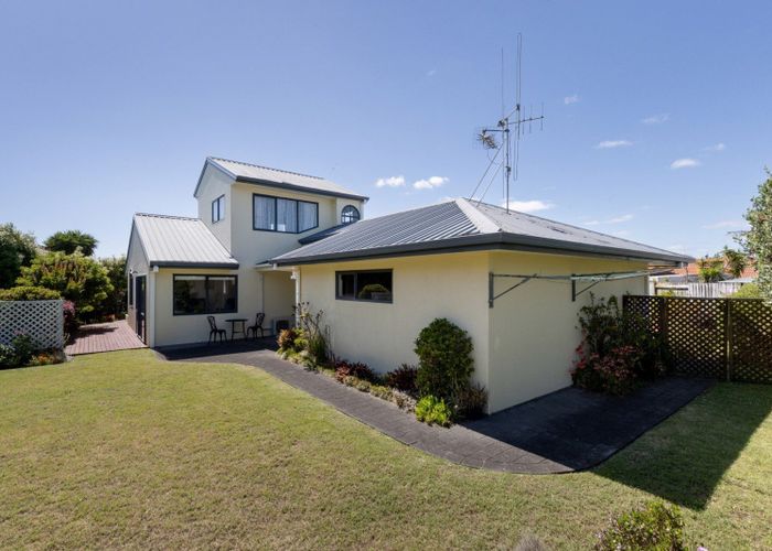  at 72 Dalton Drive, Papamoa Beach, Papamoa