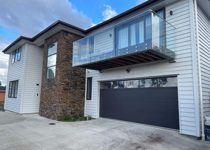  at 21A Windermere Crescent, Blockhouse Bay, Auckland