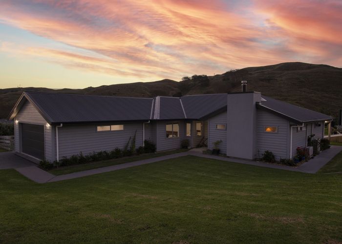  at 42 SCARLYS WAY, Okitu, Gisborne
