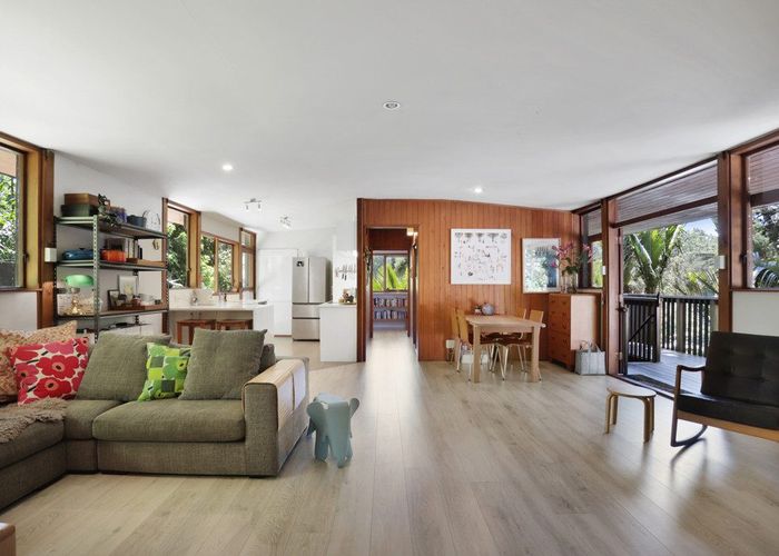  at 24 Mahoe Road, Titirangi, Waitakere City, Auckland