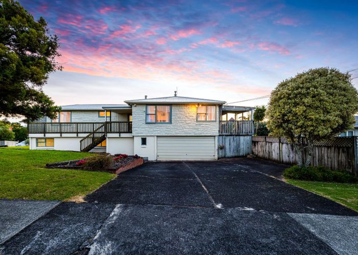  at 18 Lavelle Road, Henderson, Waitakere City, Auckland