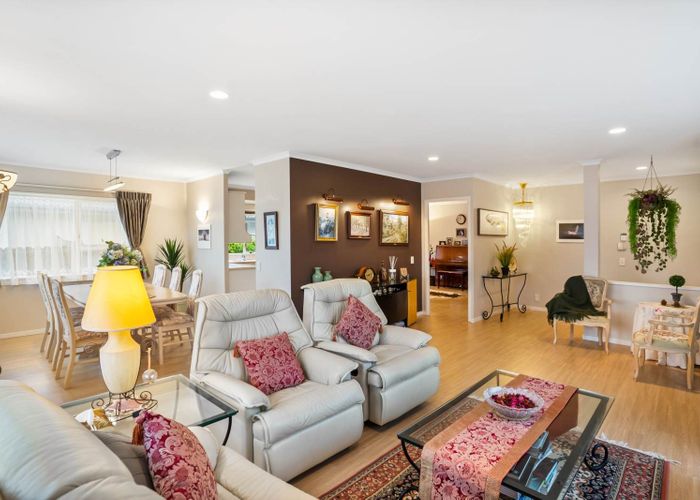 at 18 Palmcrest Grove, Highland Park, Auckland