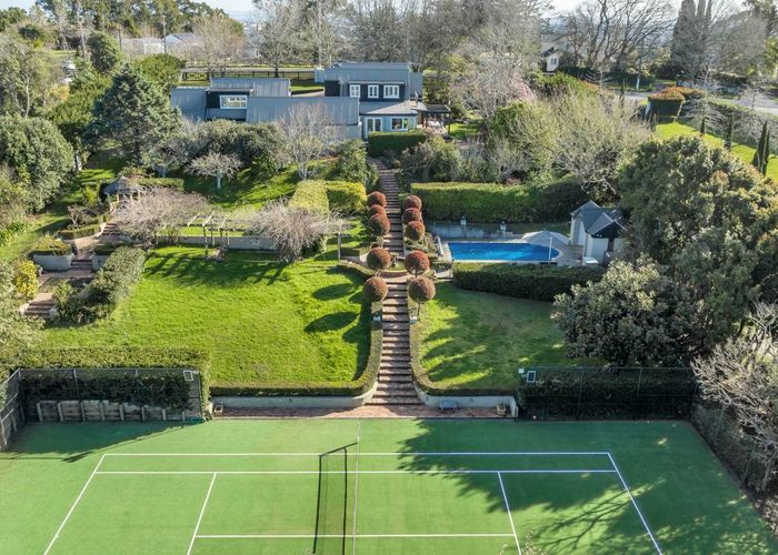  at 281 Point View Drive, Shamrock Park, Manukau City, Auckland