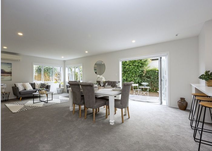  at 16A Oak Street, Royal Oak, Auckland