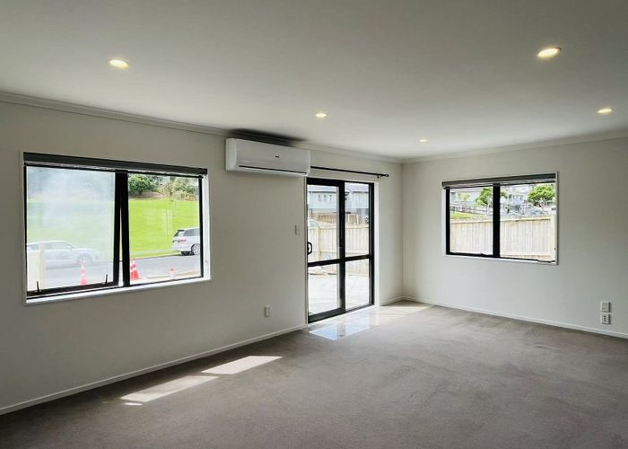  at 15 Aronia Way, Goodwood Heights, Manukau City, Auckland