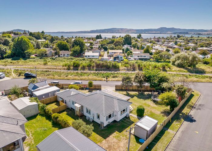  at 10 Murray Road, Fairy Springs, Rotorua
