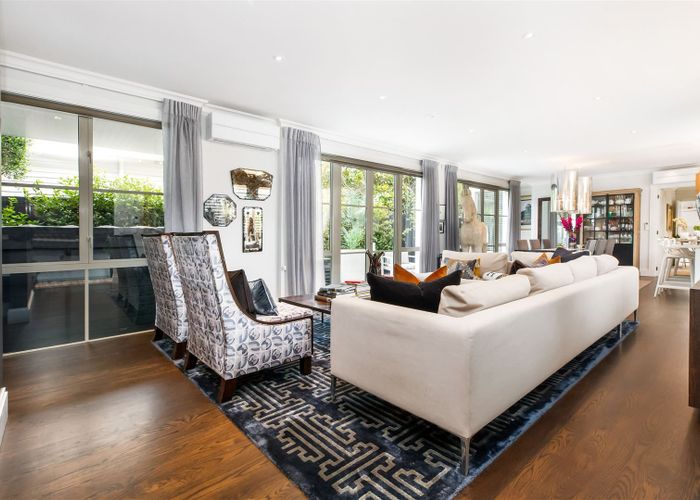 For sale 6 Wairarapa Terrace, Fendalton, Christchurch City