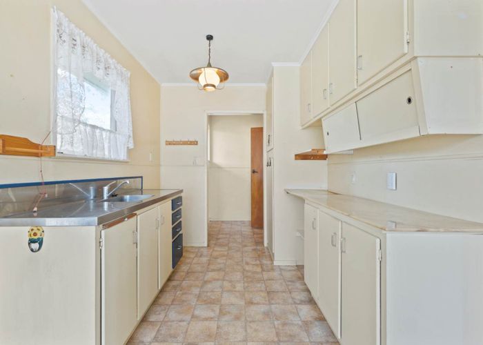  at 48 Hokianga Street, Mangere East, Manukau City, Auckland